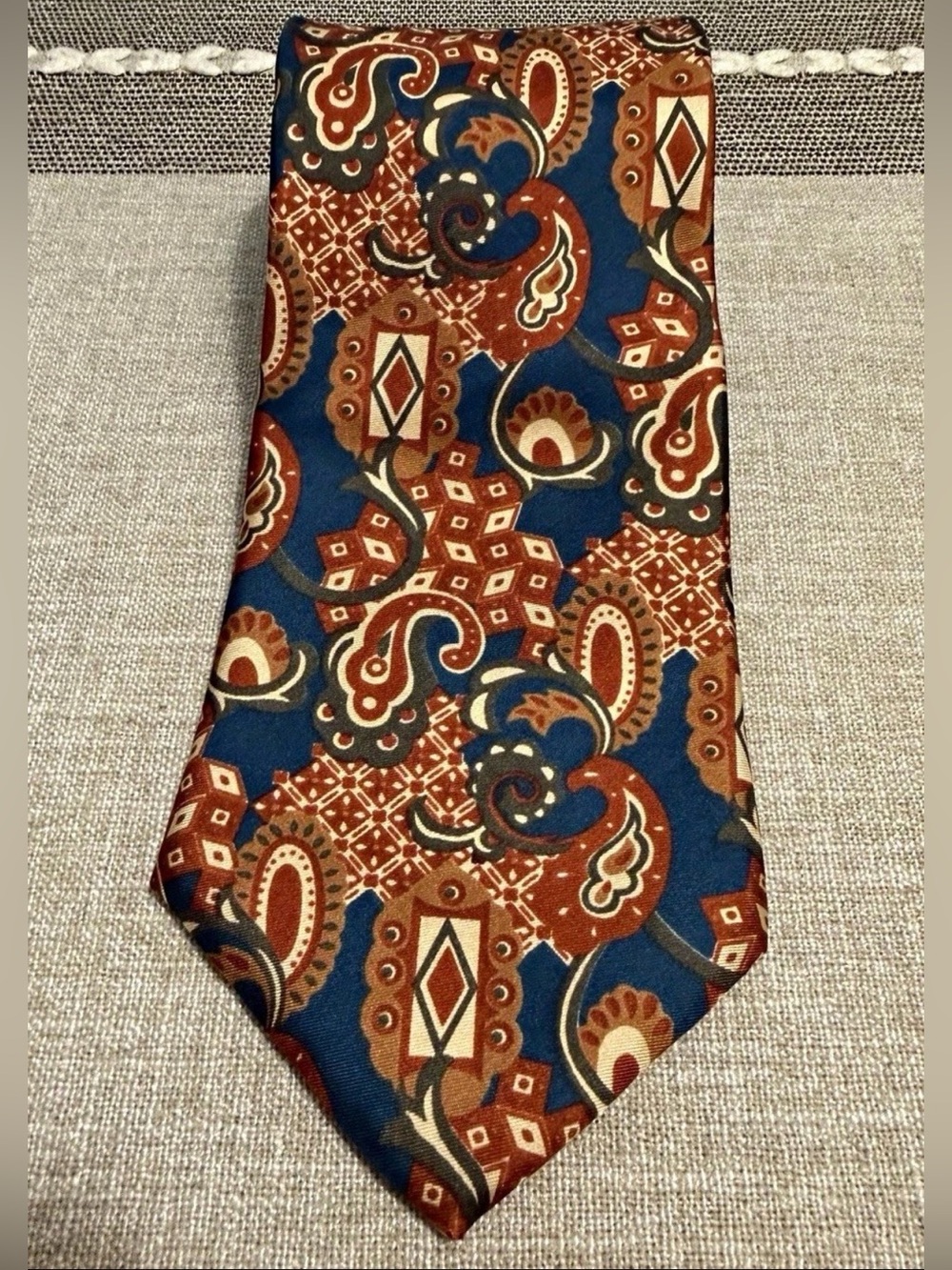 VTG NWT Sears Sheaf & Caber Men's Classic 100% Silk Tie Paisley Blue/Brown/Beige